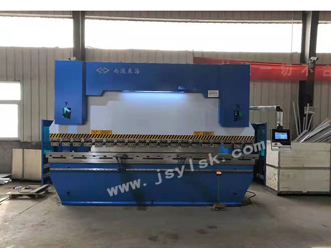 WE7K系列數(shù)控折彎機(jī)