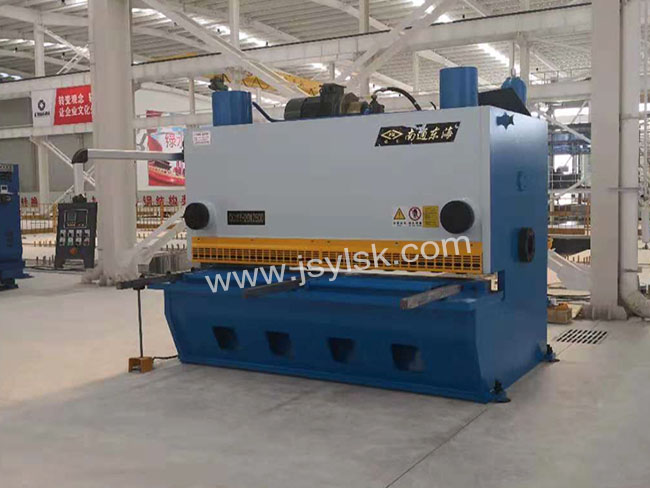 QC11Y-20*2500液壓剪板機(jī)