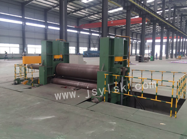 中小型上輥萬能式卷板機(jī)