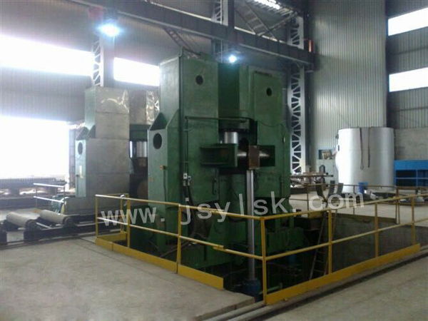 大型上輥萬能式卷板機(jī)