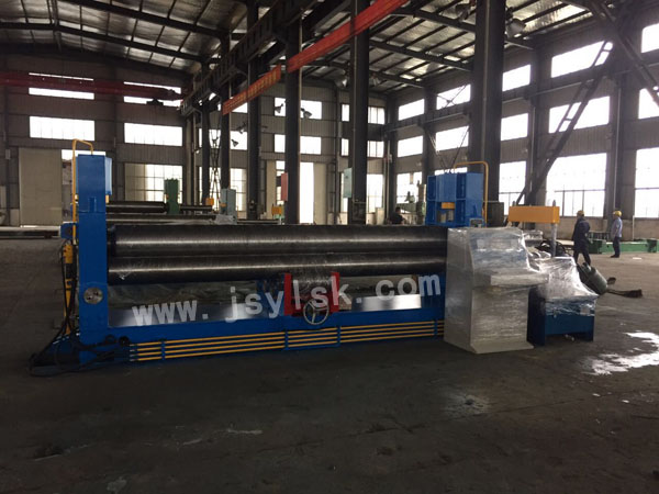 液壓三輥對(duì)稱(chēng)式卷板機(jī)