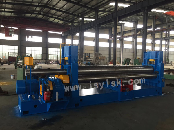 液壓三輥對(duì)稱(chēng)式卷板機(jī)