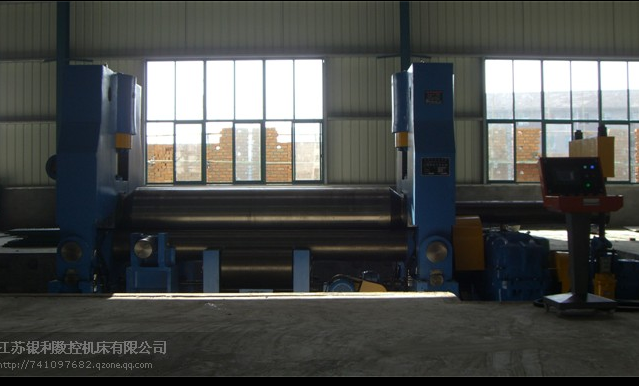 大型上輥萬能式卷板機(jī)