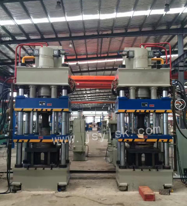 YL28四柱雙動拉伸液壓機(jī)