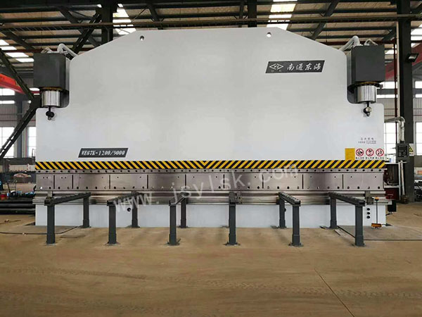 WE67K-1200/9000大型折彎?rùn)C(jī)