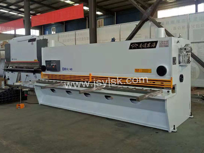 QC11Y-6*4000液壓剪板機(jī)