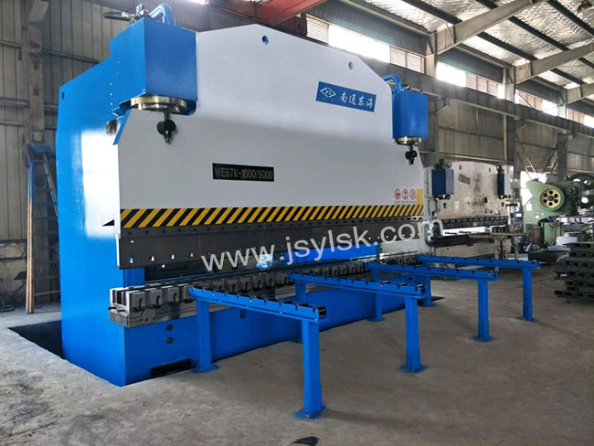 WE67K-1000/6000大型折彎機